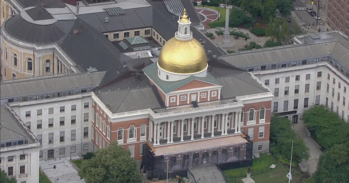 Massachusetts lawmakers OK sweeping abortion access bill