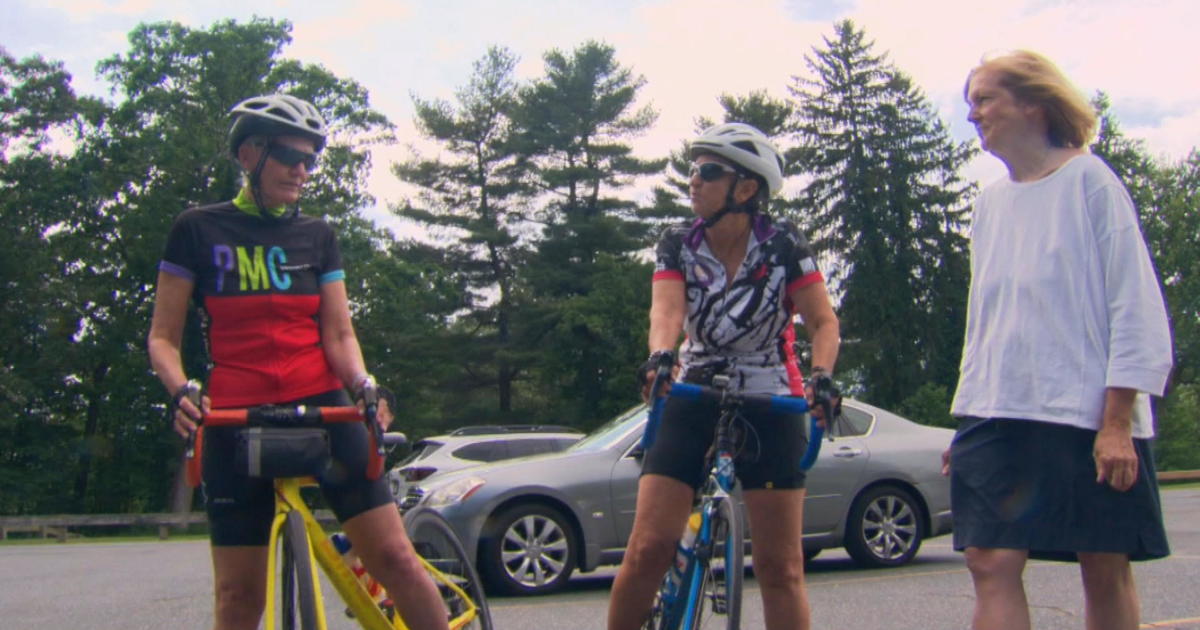 Two women diagnosed with ovarian cancer inspire Pan Mass Challenge team