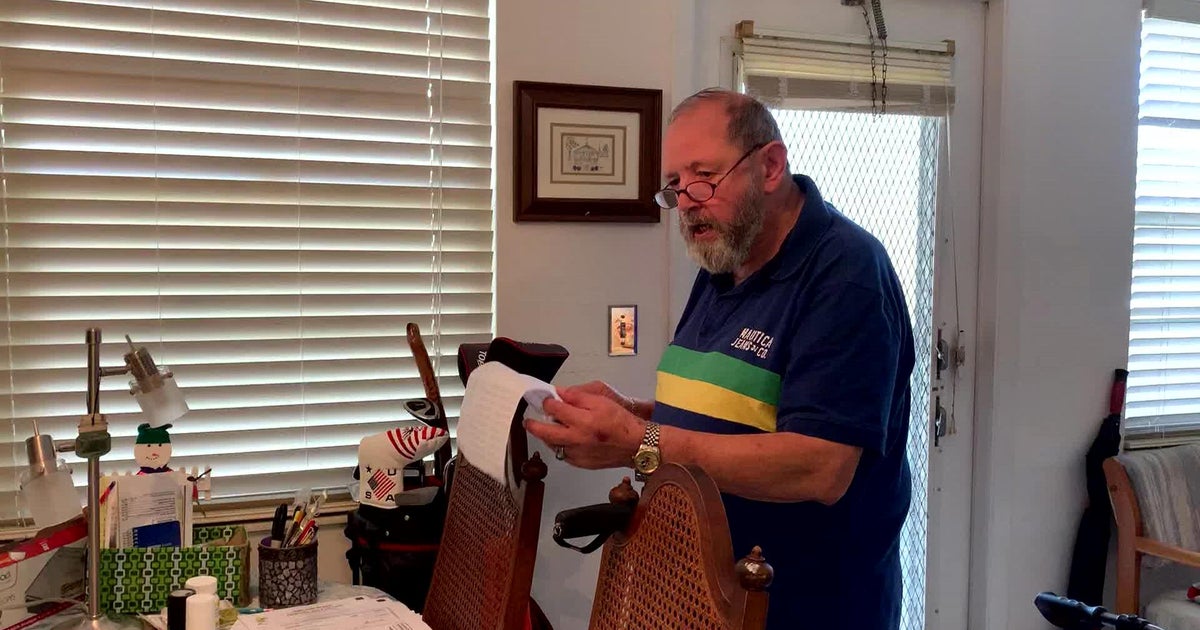 “Scammed” Navy Veteran says his bank account now frozen