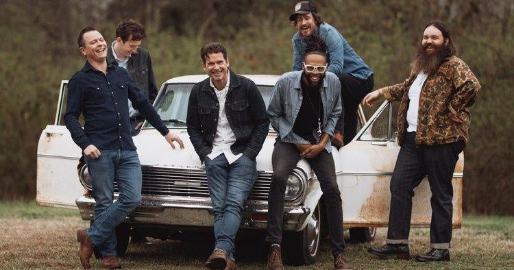 Bluegrass artists Old Crow Medicine Show, Molly Tuttle take over Stern