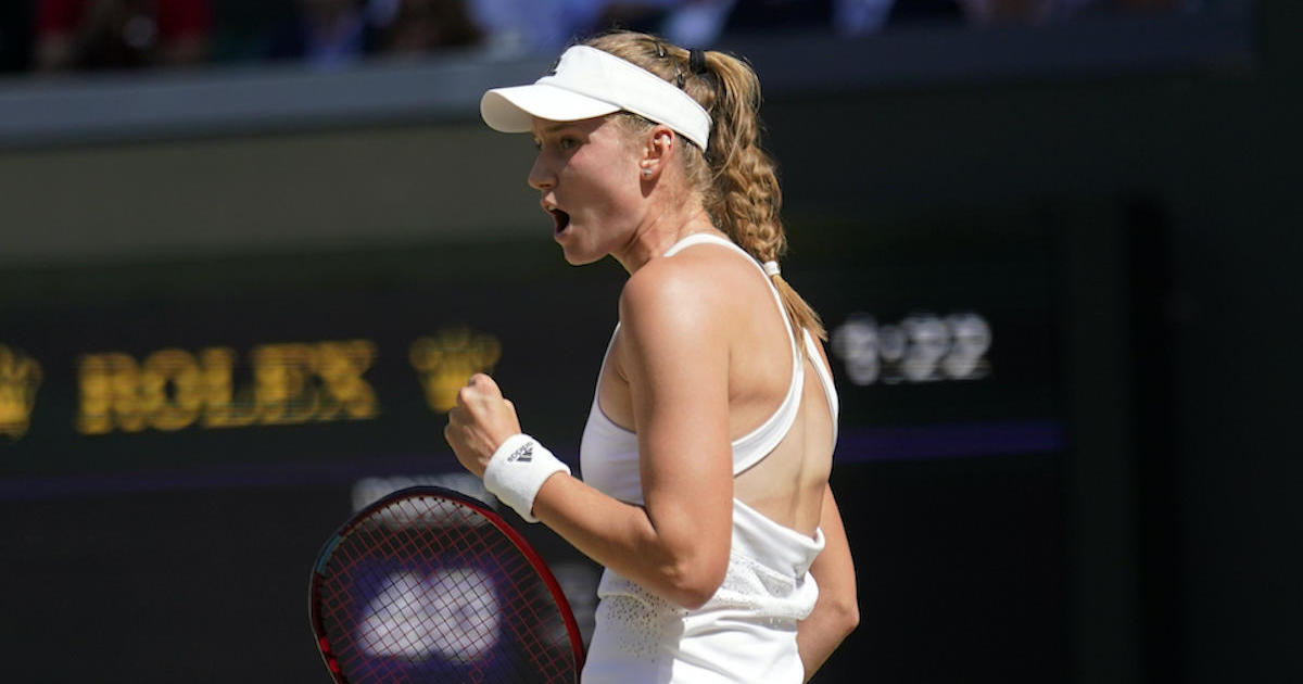 Wimbledon 2022: Russian-born Rybakina rises into semi-final - Yahoo Sport