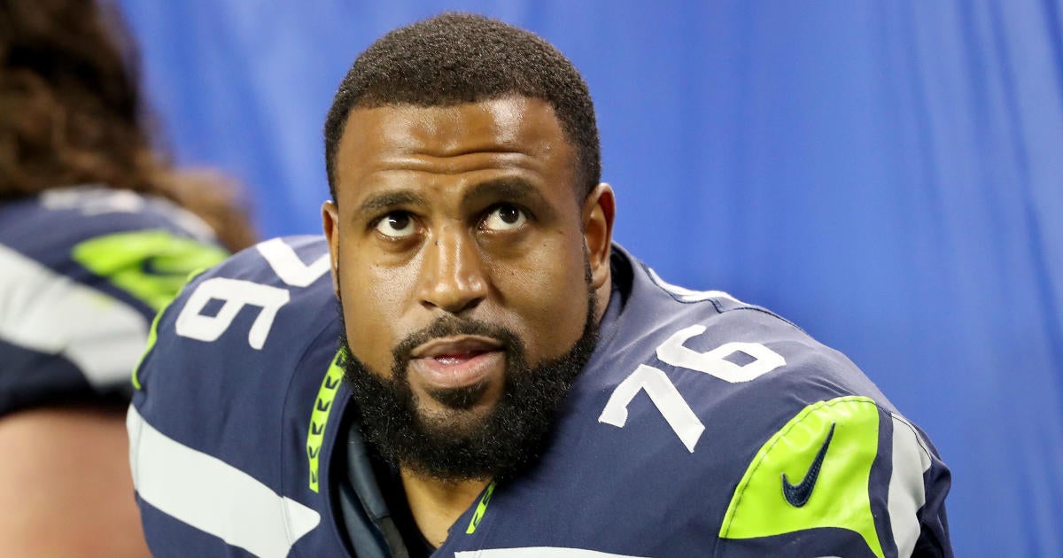 Veteran NFL tackle Duane Brown arrested at LAX - CBS Los Angeles