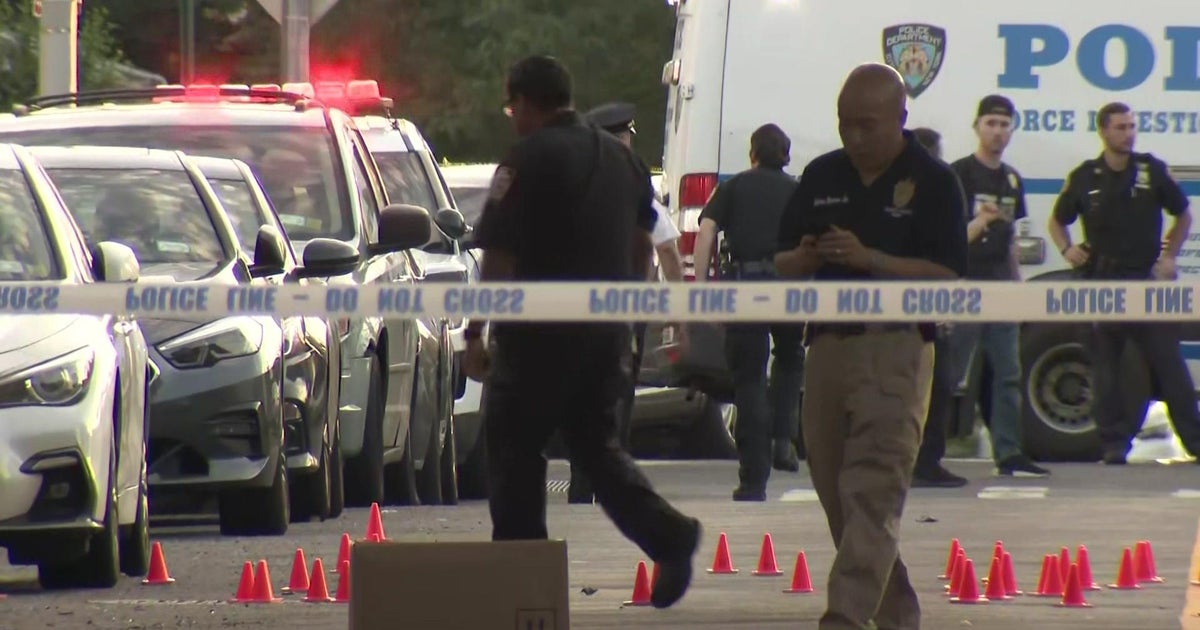 2 suspects fatally shot by police in separate incidents in Queens ...