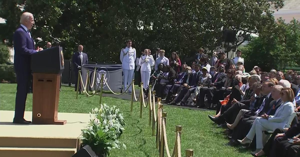 Gov Pritzker Highland Park Mayor Attend Ceremony At White House After Gun Safety Bill Signed 4199