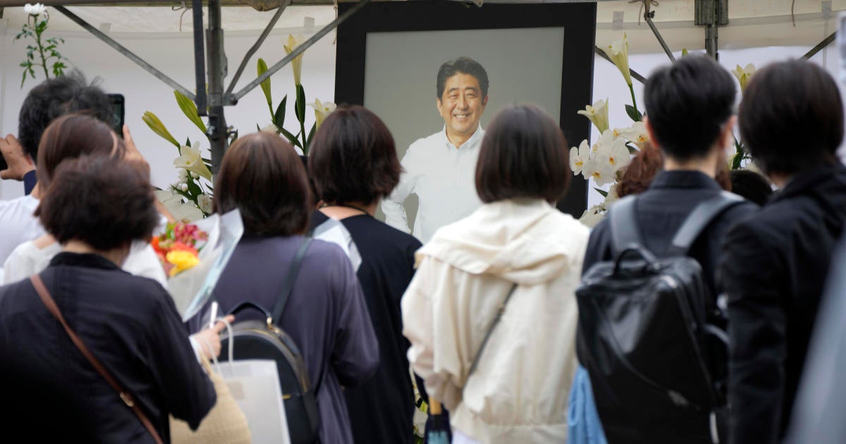 Thousands Flock To Pay Last Respects To Shinzo Abe, Japan's Longest ...