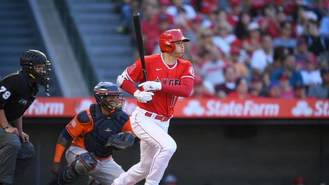 Houston Astros v Los Angeles Angels 