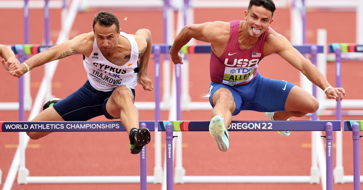 Watch Devon Allen's hurdle celebration after scoring a touchdown for the  Eagles