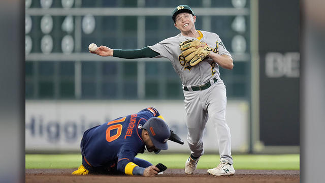 Justin Verlander gets MLB-leading 12th win as Astros beat A's 5-0