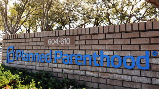 Trump Administration Blocks Funds For Planned Parenthood 