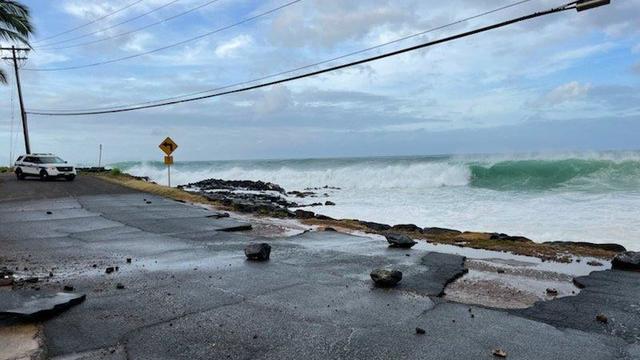 poipu-beach.jpg 