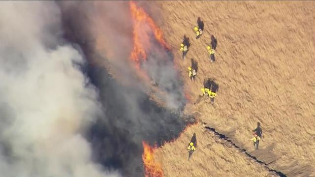 Flynn Fire burning near Altamont Pass 