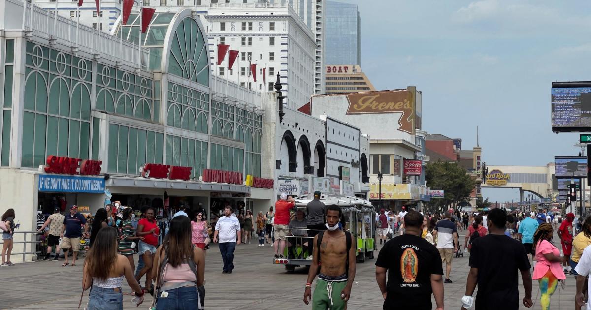 Atlantic City, New Jersey: Beach, Boardwalk and Entertainment