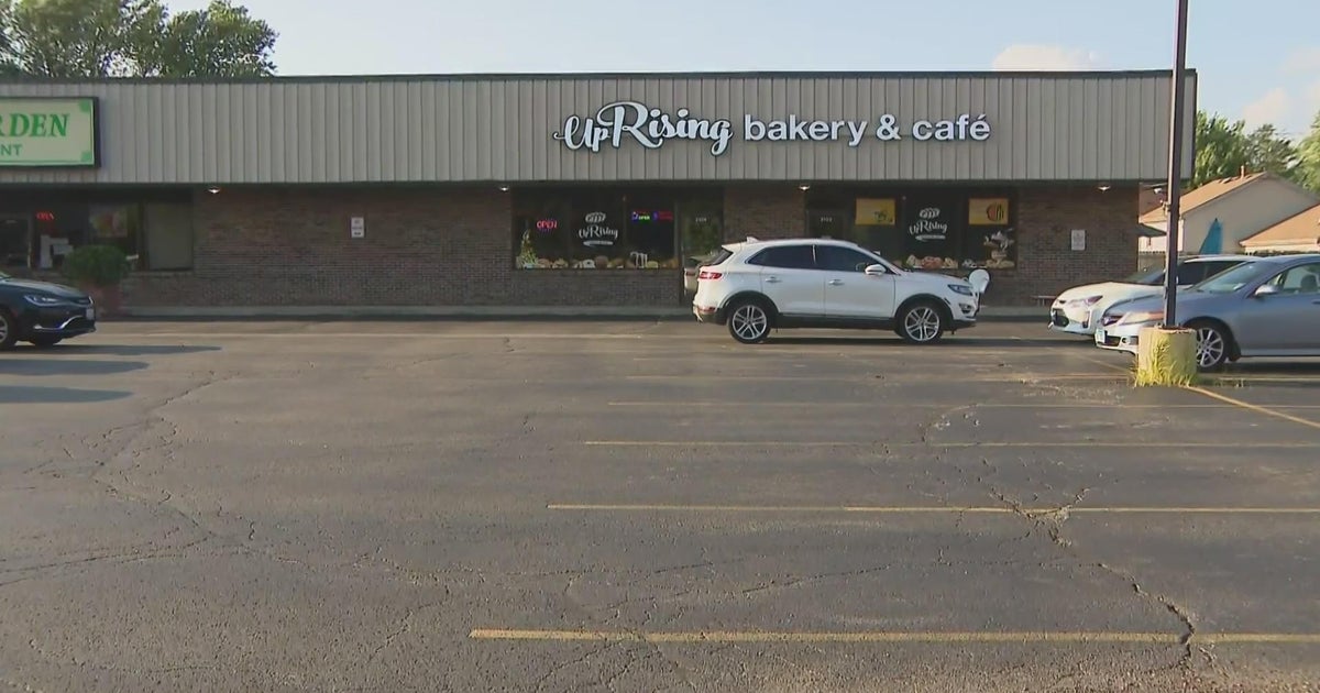 Lake in the Hills bakery and café subjected to threats, vandalism over