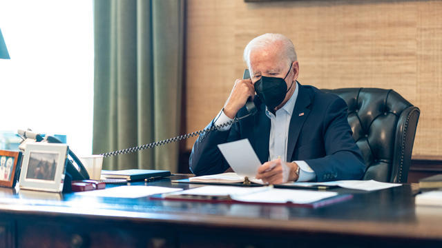 cbsn-fusion-president-biden-works-in-isolation-day-after-covid-19-diagnosis-thumbnail-1144718-640x360.jpg 