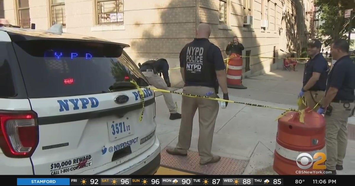 19-year-old man arrested in fatal stabbing in the Bronx - CBS New York