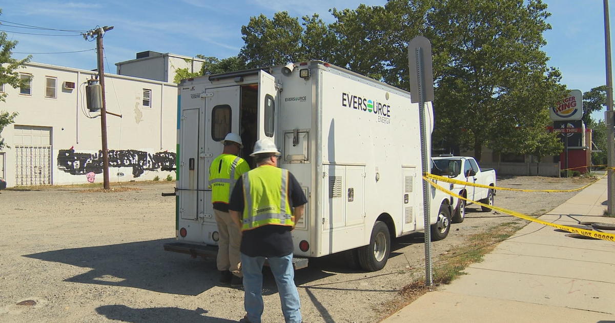 Thousands go without power in Dorchester as Boston hits 100 degrees