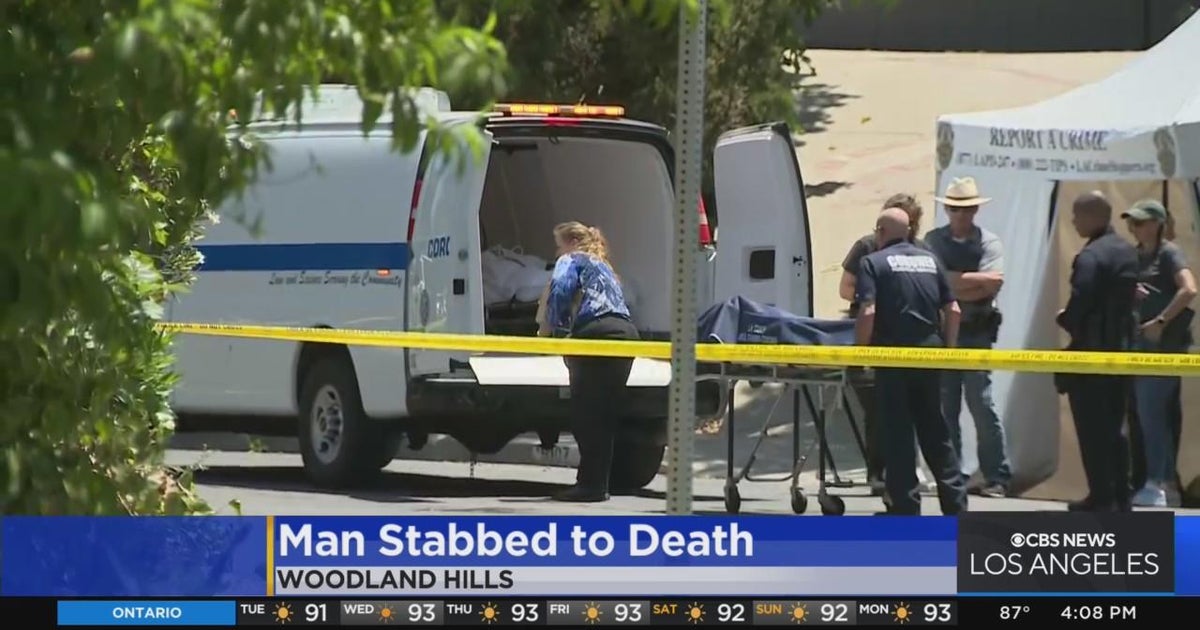 Person found stabbed to death on sidewalk in Woodland Hills ...