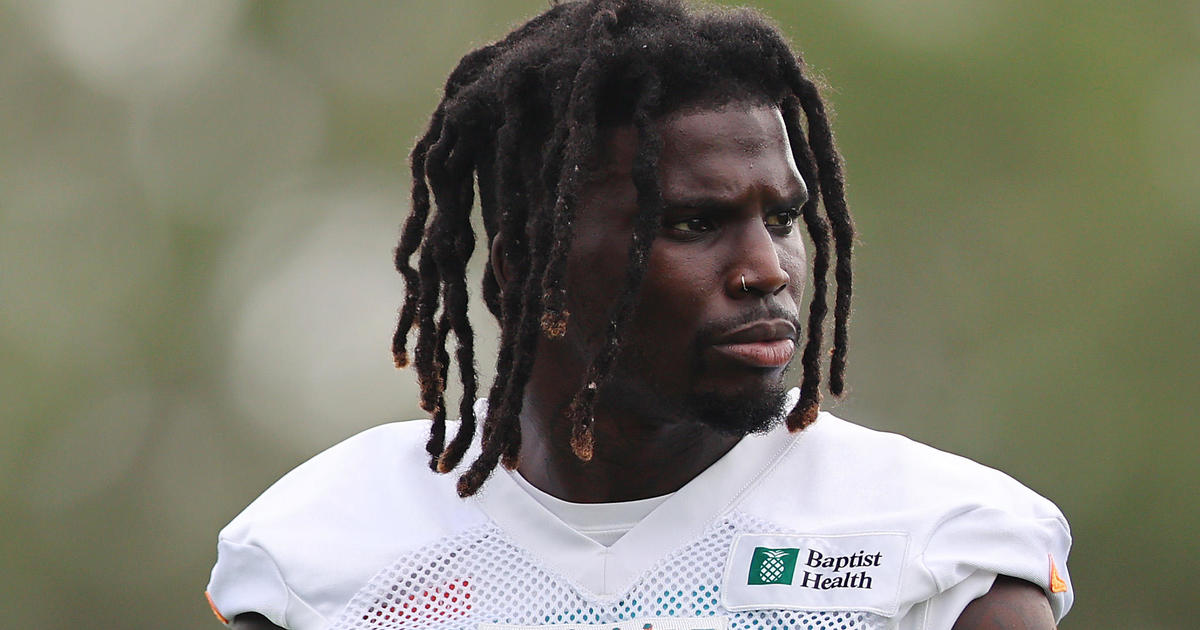 Miami Dolphins WR Tyreek Hill being investigated after alleged