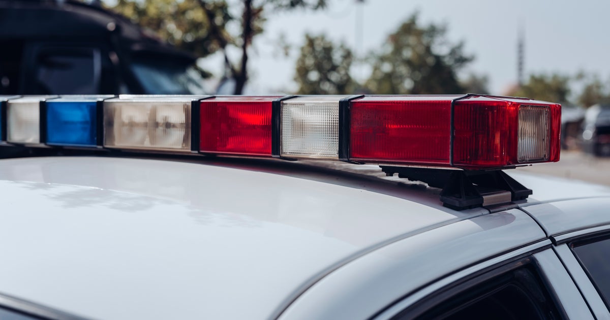 Police investigating deadly crash on Vanden Road in Fairfield