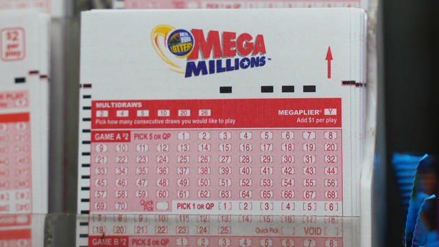 Mega Millions reaches $1B 