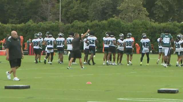 Eagles-training-camp.png 