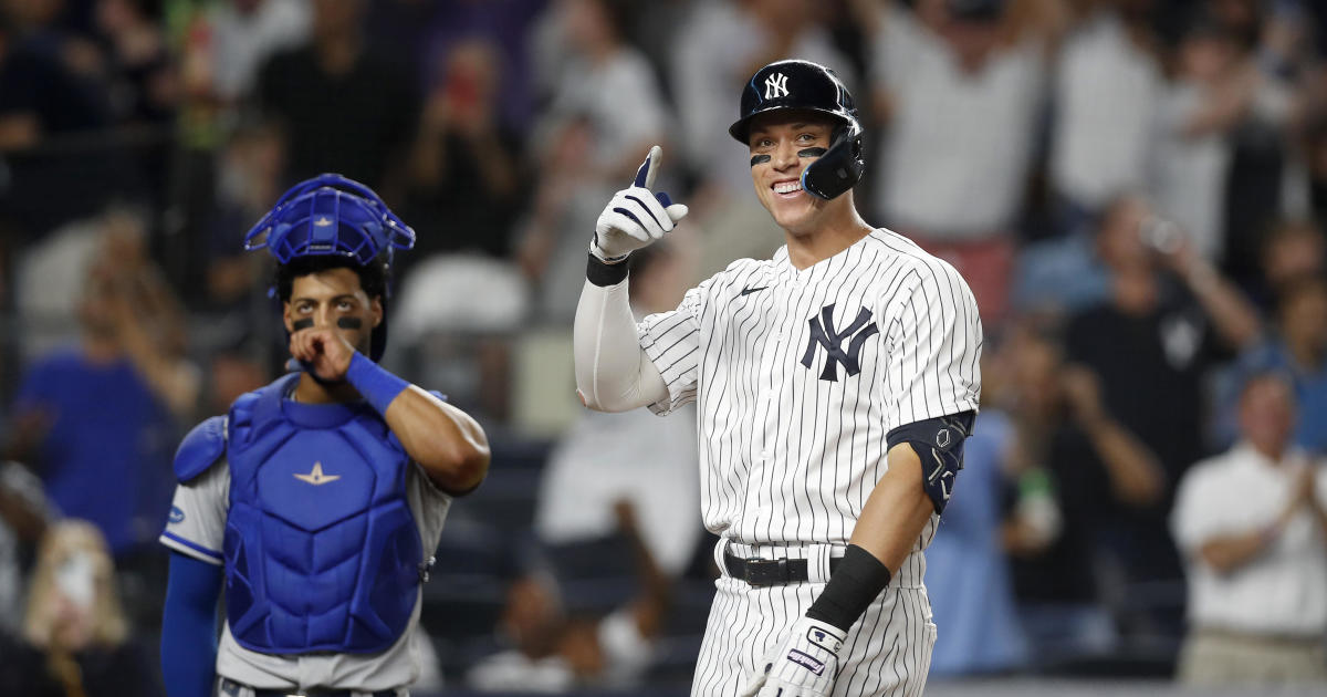 Yankees thump Braves in return to the Bronx