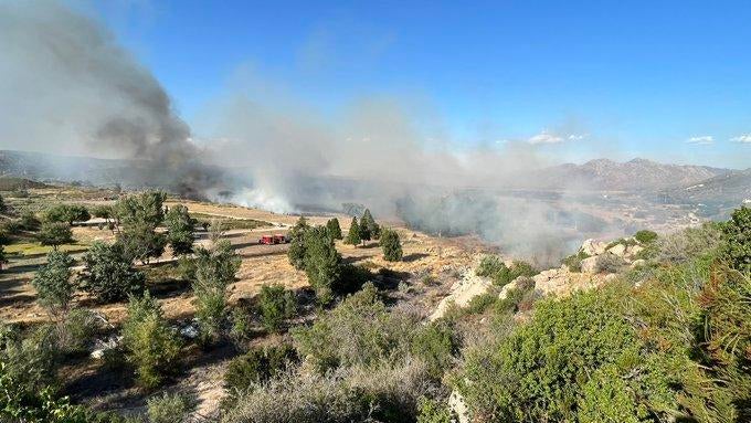 Brush Fire news - Today’s latest updates - CBS Los Angeles