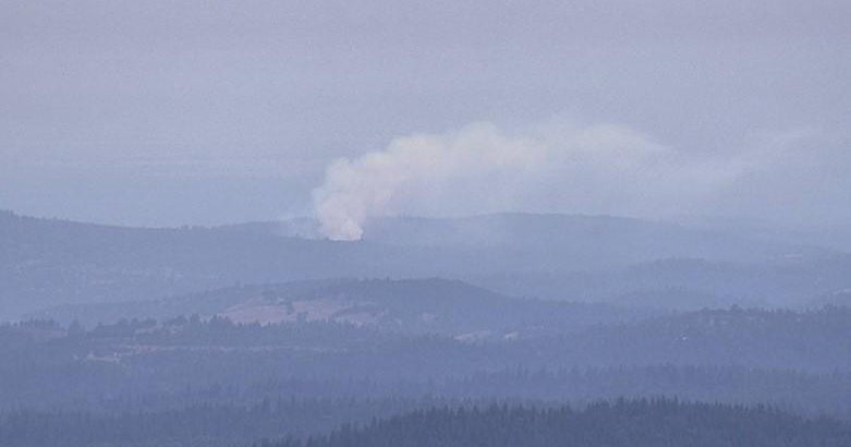 Crews working to extinguish wildfire south of Auburn