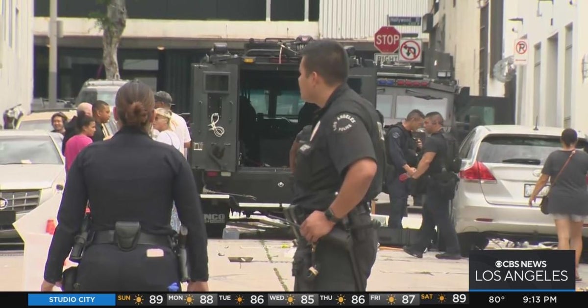 Suspect in custody after shots fired in Hollywood - CBS Los Angeles