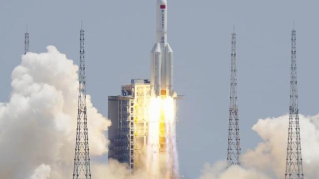 cbsn-fusion-chinese-rocket-debris-falls-into-earths-atmosphere-no-damage-thumbnail-1166811-640x360.jpg 