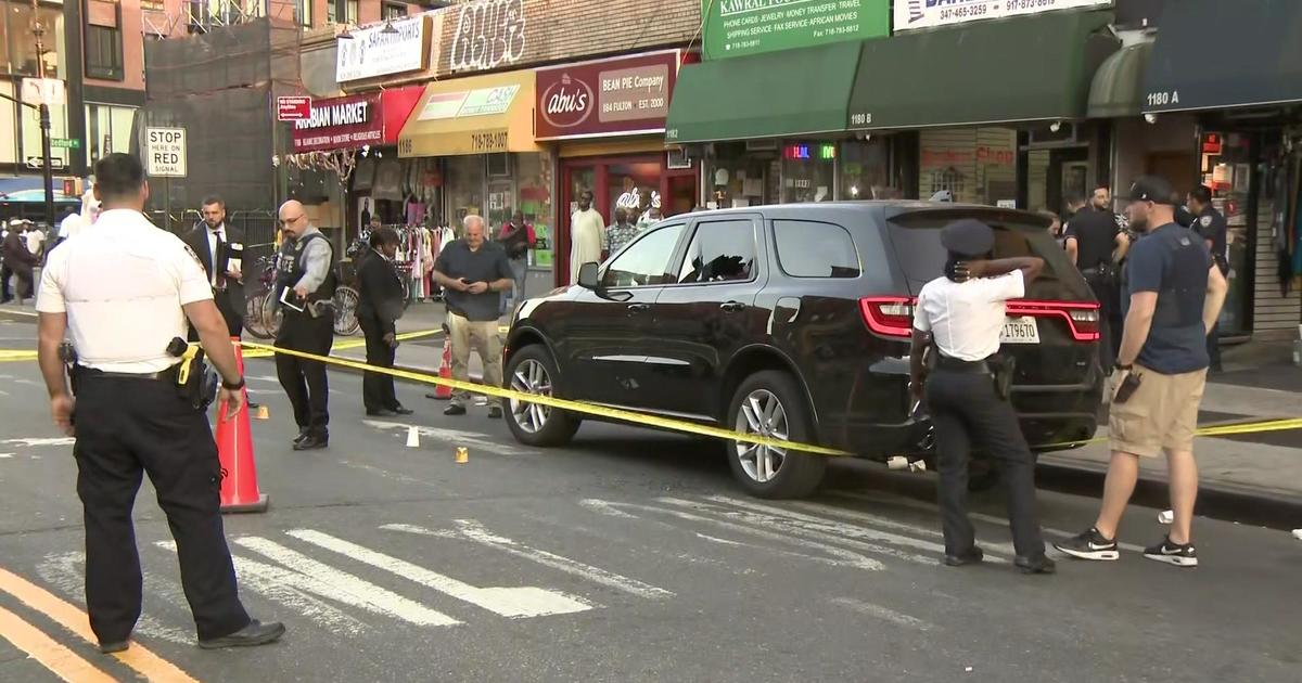 2 men injured in Brooklyn shooting CBS New York