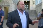 cbsn-fusion-alex-jones-ordered-to-pay-452m-in-punitive-damages-to-sandy-hook-parents-thumbnail-1178395-640x360.jpg 