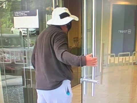 Police arrest suspected "old man bandit" bank robber 