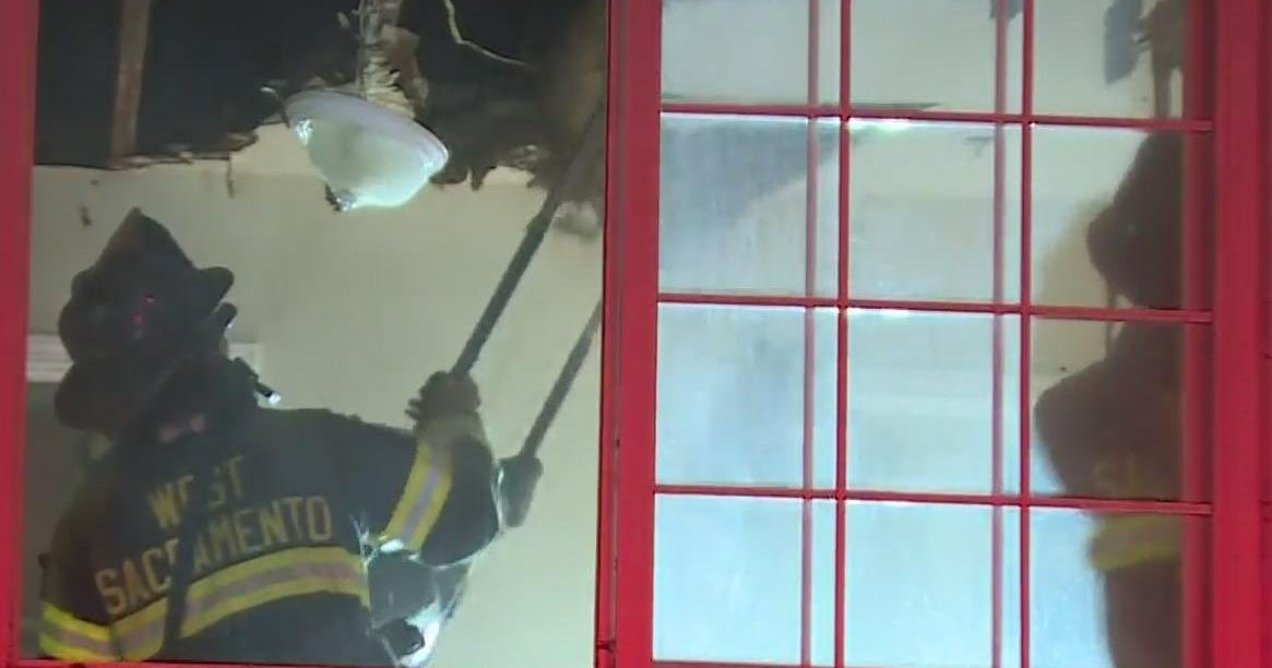 Fire crew battle fire in West Sacramento