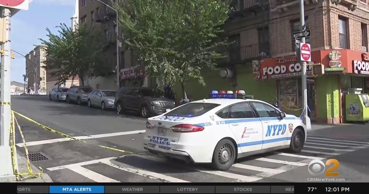 14-year-old boy dies of gunshot wound in the Bronx - CBS New York