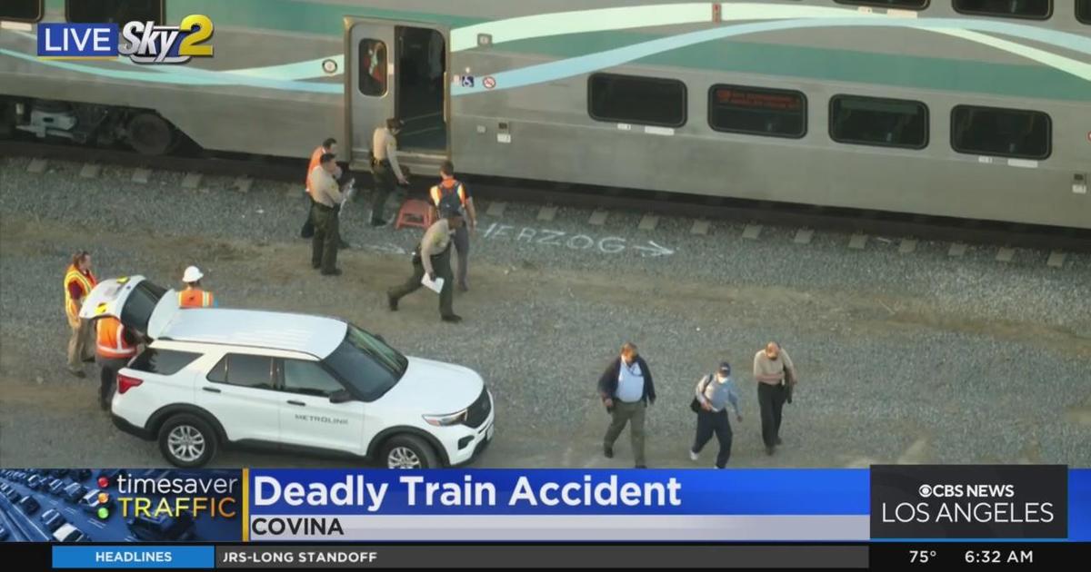 Pedestrian fatally struck by Metrolink train in Covina - CBS Los Angeles