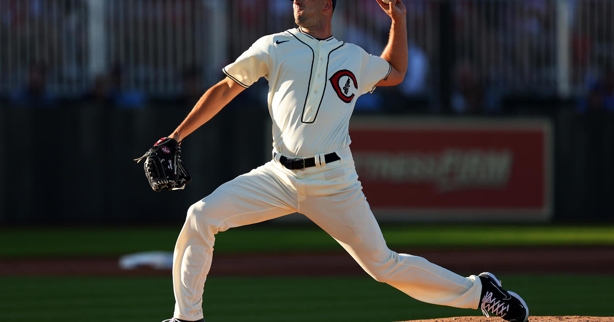 Drew Smyly stars as Chicago Cubs beat Cincinnati Reds in 2nd 'Field of  Dreams' game