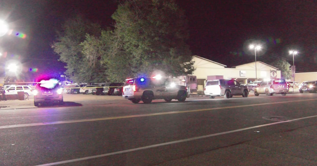 Masked gunman opens fire on Greeley bar patrons, injures 2 CBS Colorado