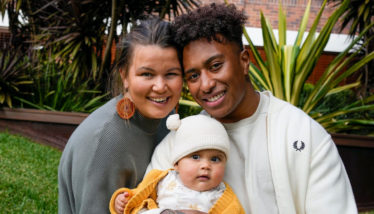 Olympic rugby champion Ellia Green comes out as trans man - CBS News