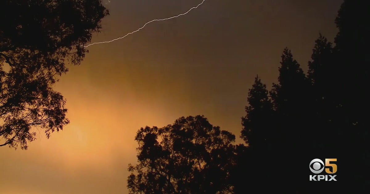 On 2nd anniversary of devastating August Complex Fire, crews take threat of dry lightning seriously - Vimarsana News