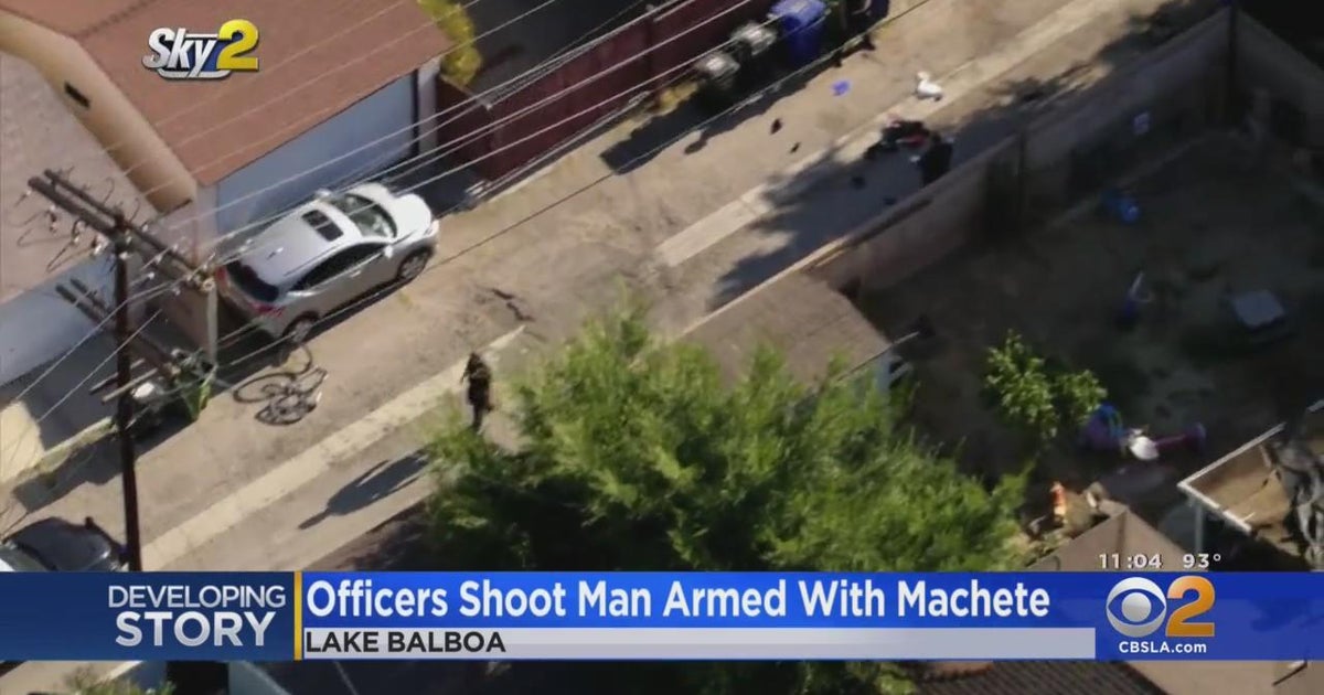 Man with machete shot by police in Lake Balboa - CBS Los Angeles