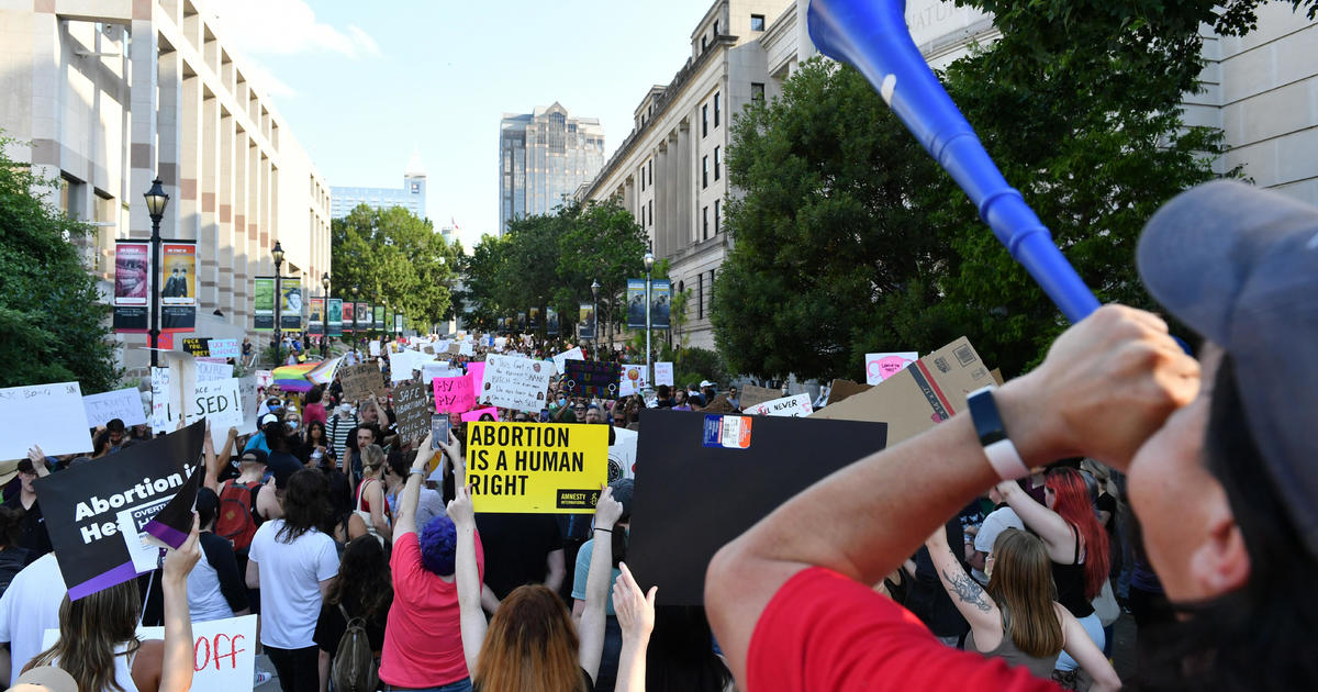 Federal judge reinstates North Carolina's 20-week abortion ban