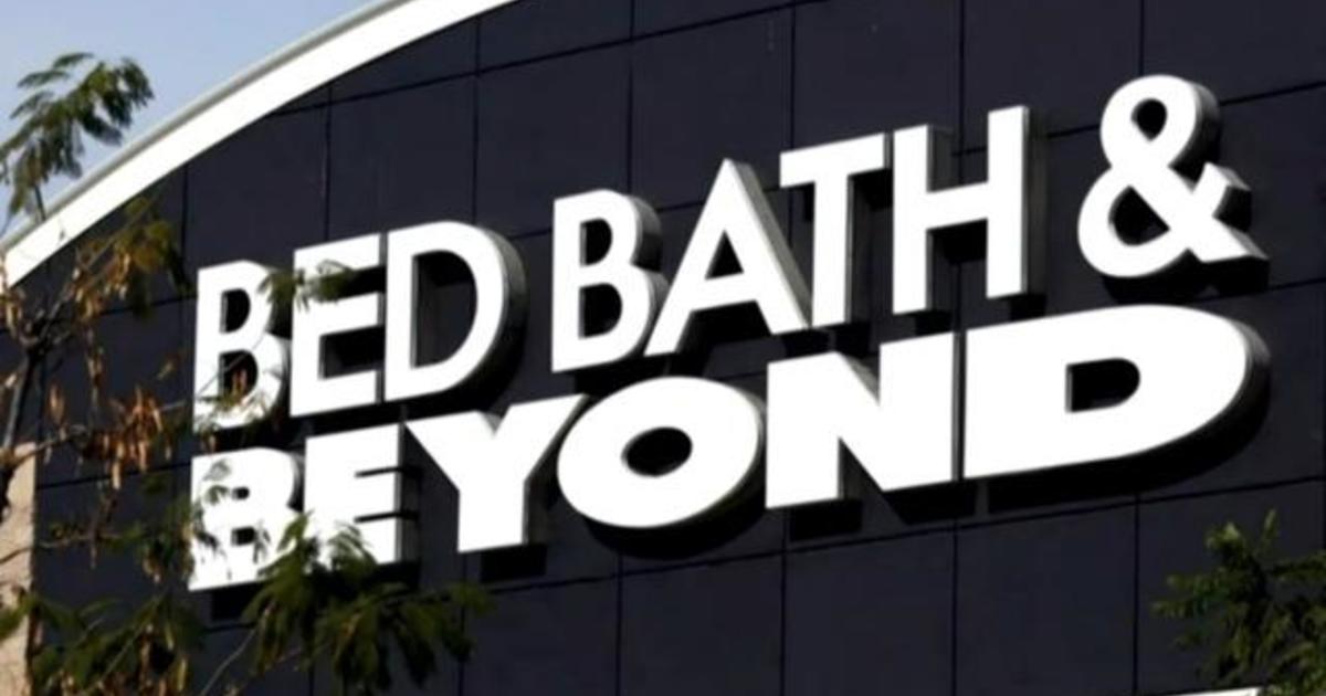Bed Bath & Beyond shares tank after billionaire Ryan Cohen dumps stake – CBS News