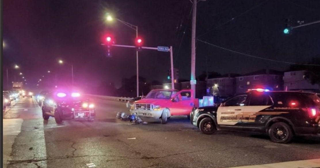 Motorcyclist seriously injured after colliding with truck in Bridgeview ...