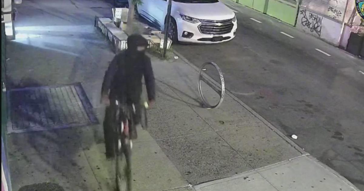 Man on e-bike accused of sexually assaulting at least 3 women in Manhattan since May