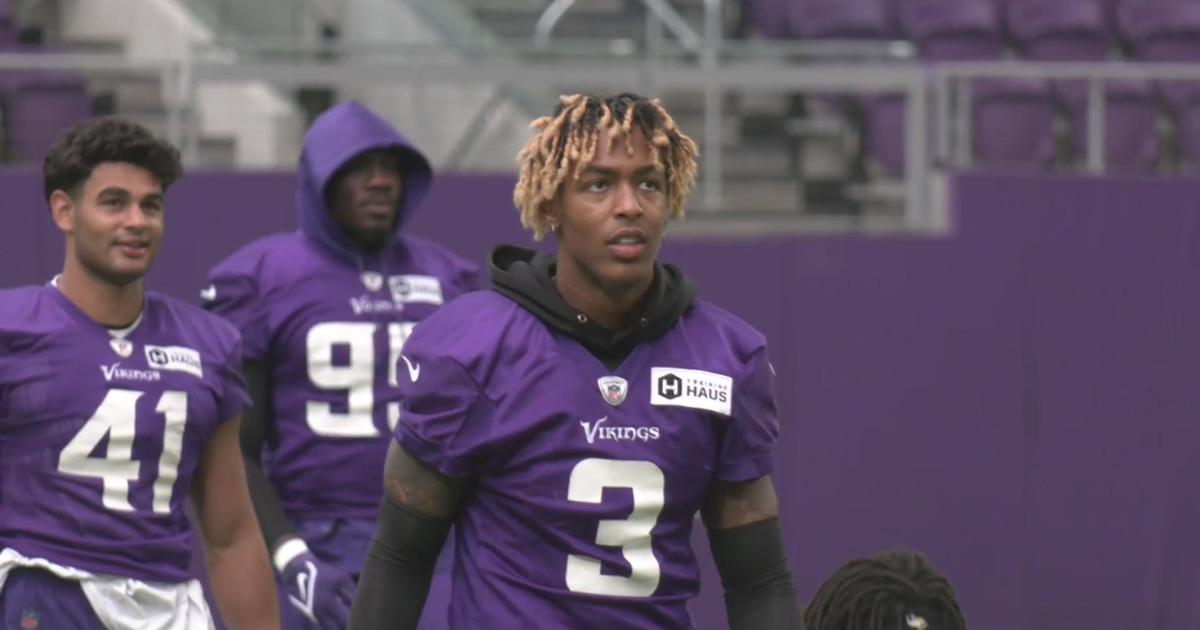 Amid training camp competition, Vikings CB Cam Dantzler has 'swagger' back  - CBS Minnesota