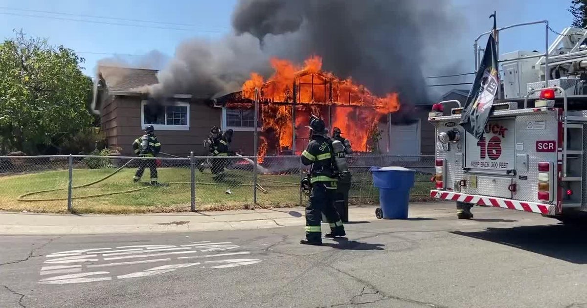 Firefighters battle house fire in south Sacramento