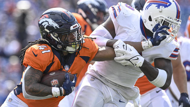 Denver Broncos running back JaQuan Hardy (41) plays against the