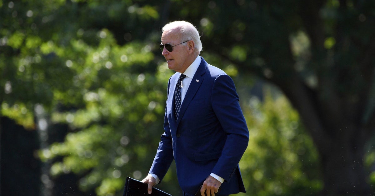 Biden canceling $10,000 in student loan debt for most, extending payment pause