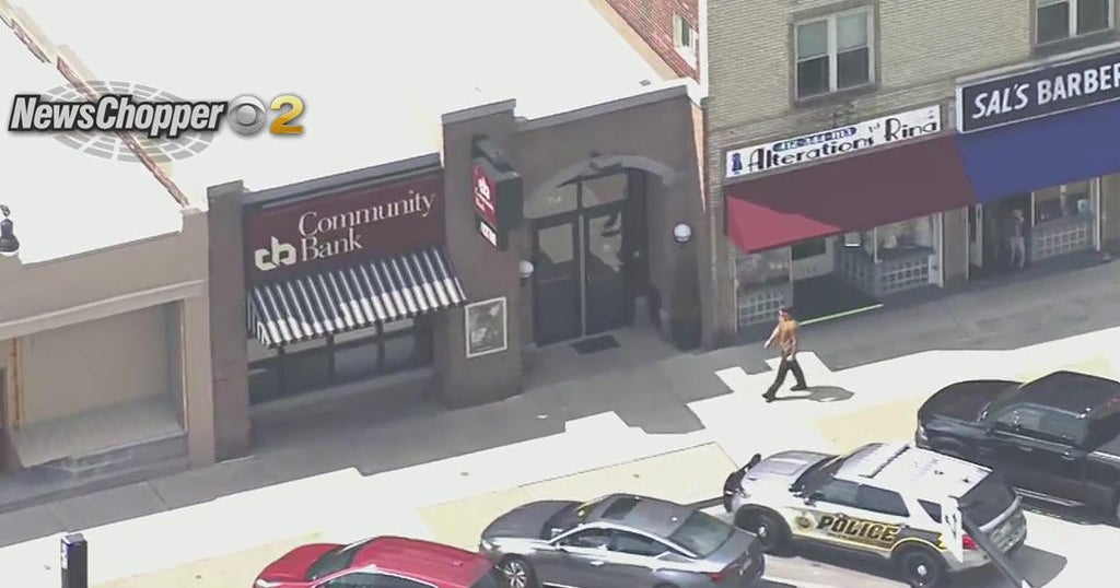 Man arrested in Brookline bank robbery - CBS Pittsburgh